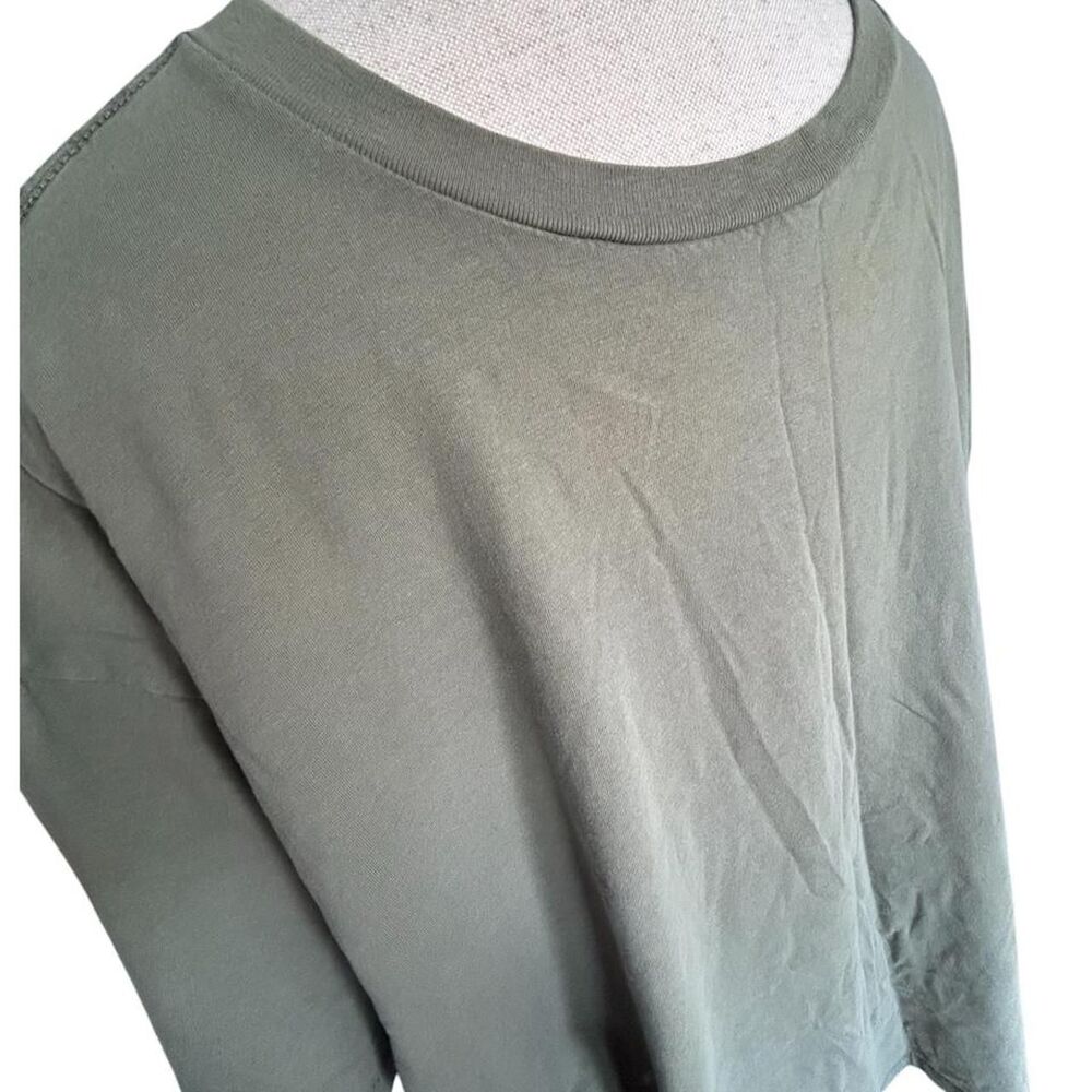 Men's No Boundaries Olive Green / Dark Khaki T-shirt